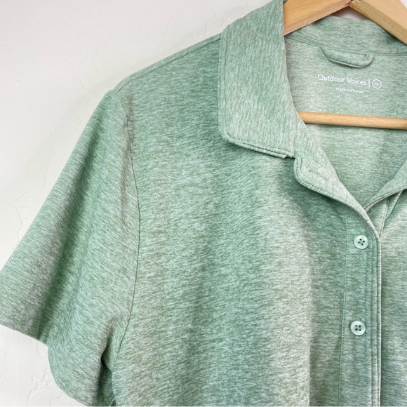 Outdoor Voices 2023 CloudKnit Recover Shortsleeve Button Front Top Size Medium - Picture 6 of 16